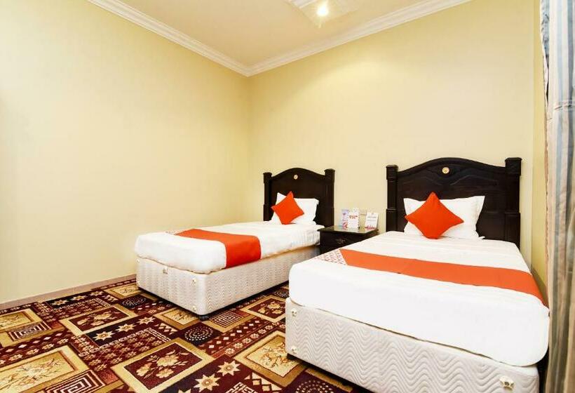 Отель Oyo 333 Dheyof Al Wattan For  Suites