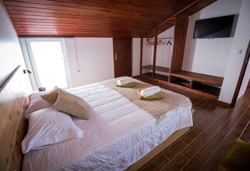 펜션 Ponta Delgada Guest House 2