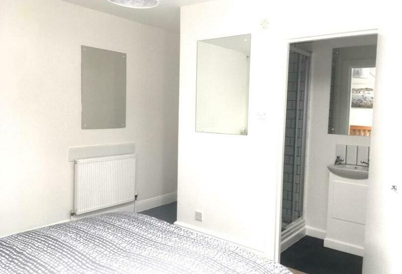 فندق صغير Palace Surf Lodge