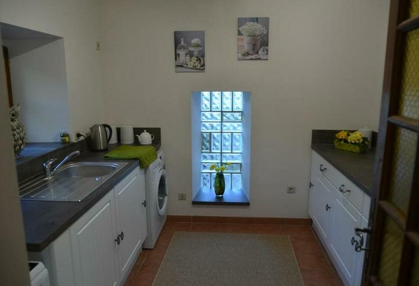 مبيت وإفطار Gites Le Segur   Sequoia Cottage