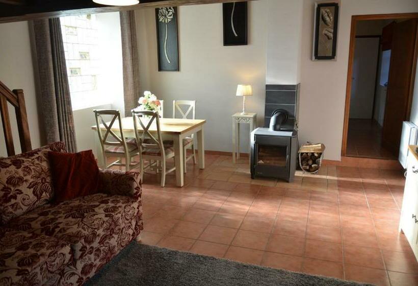 مبيت وإفطار Gites Le Segur   Sequoia Cottage