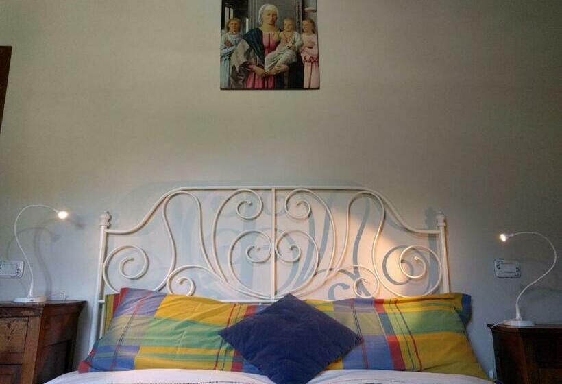 مبيت وإفطار La Corte Di Nonna Quercia