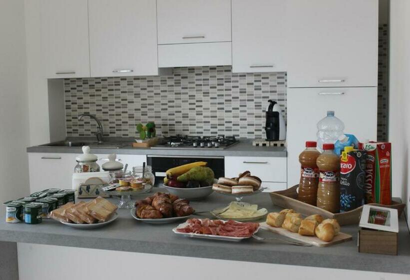 住宿加早餐  La Rinella