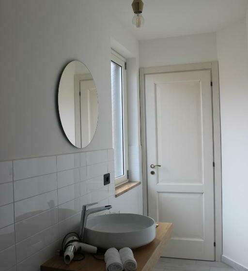 住宿加早餐  La Rinella