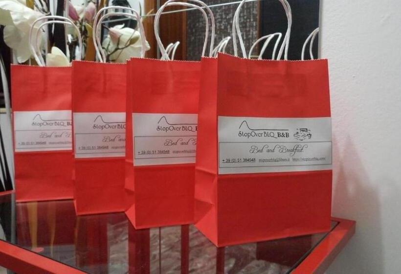 تختخواب و صبحانه Stop Over Blq