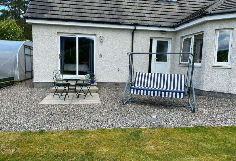 مبيت وإفطار The Willows