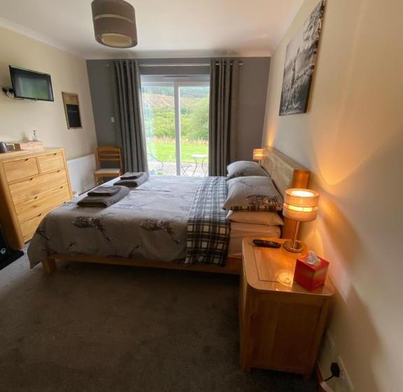 مبيت وإفطار The Willows