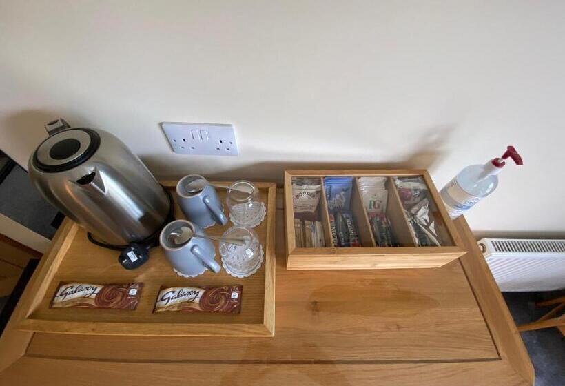 مبيت وإفطار The Willows