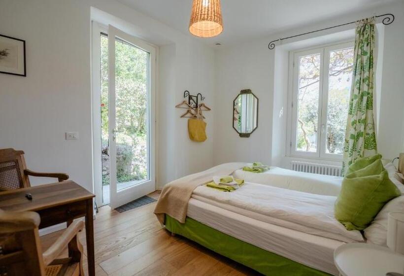 مبيت وإفطار Villa Monte Bianco