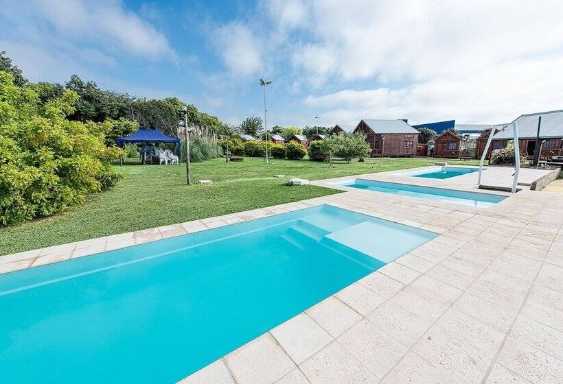 هتل Cabañas Del Parador