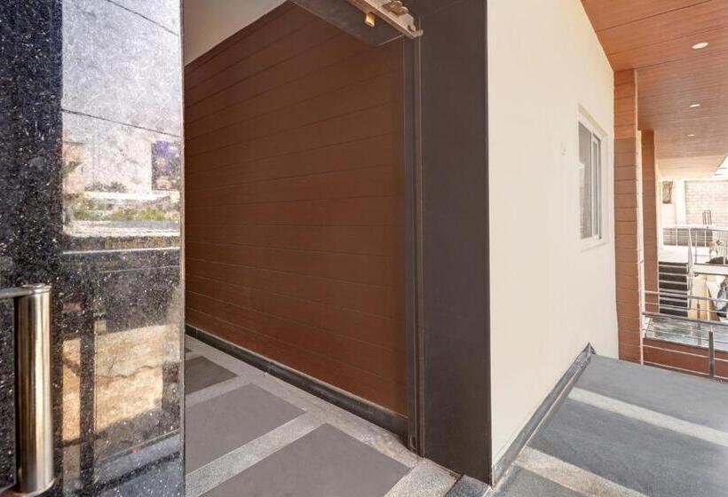 בית מלון כפרי Bhagirathi Residency