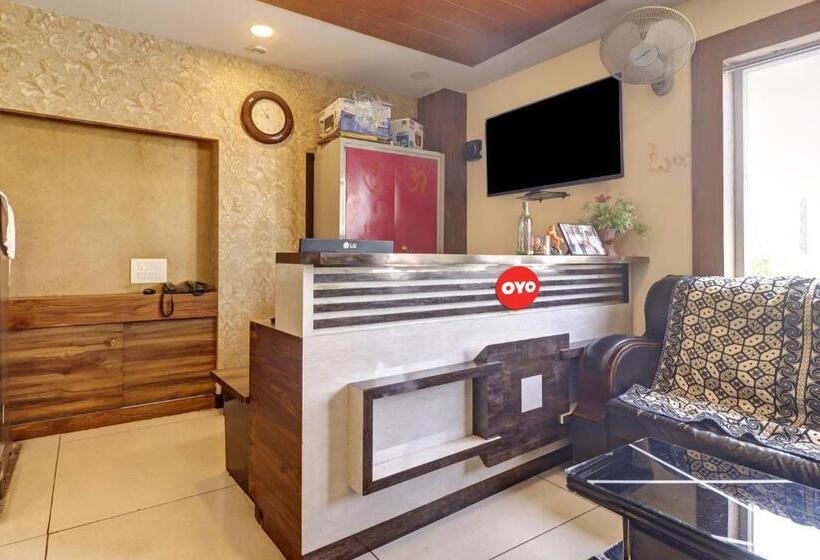 בית מלון כפרי Bhagirathi Residency