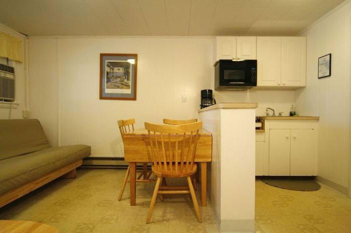 호텔 Elmwood Motor Court