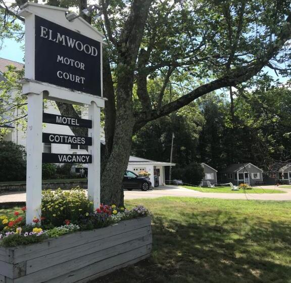 호텔 Elmwood Motor Court