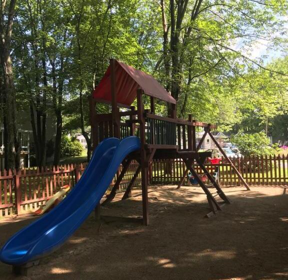 호텔 Elmwood Motor Court