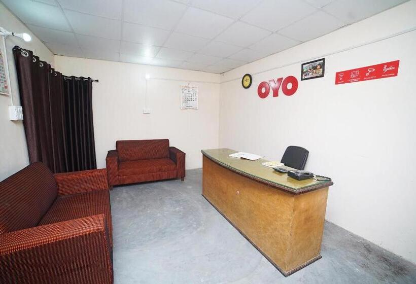 فندق Oyo 30612 Merry Garden