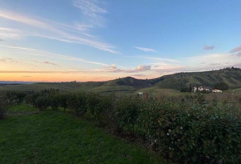 בית מלון כפרי Poggio Ai Legni