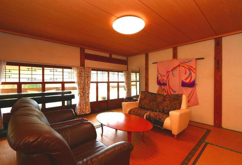 بنسيون Tubakiann