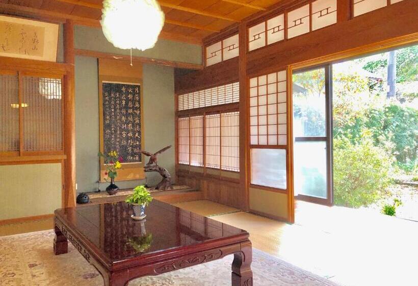 بنسيون Tubakiann