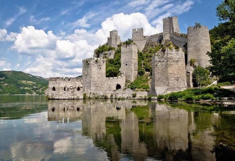 Pensiunea Alex & Restaurant