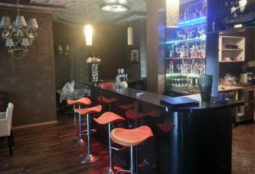 Private Apartment In Chateau Del Marina