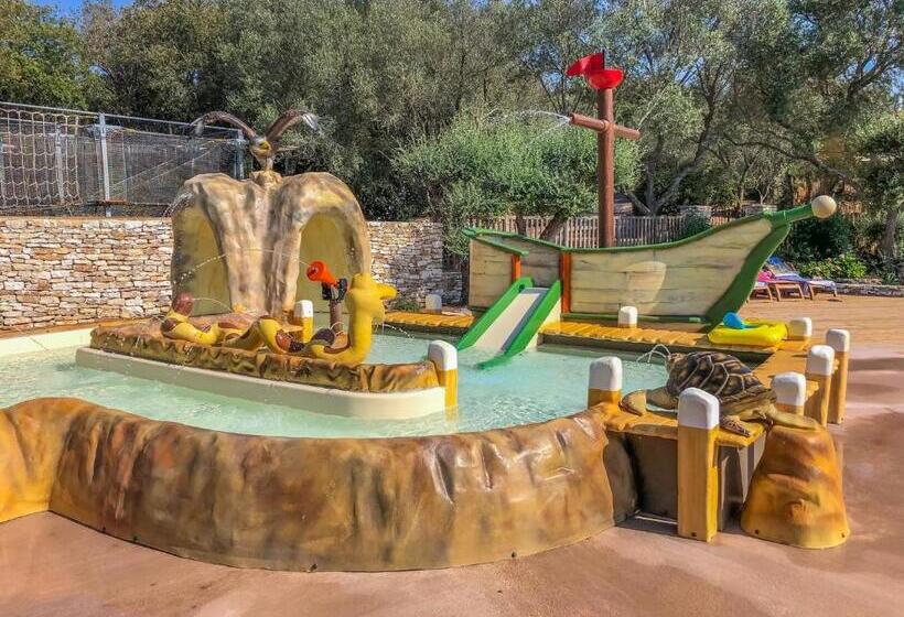 리조트 Les Suites De Pertamina