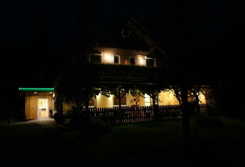 هاستل Weingut Lieschnegg