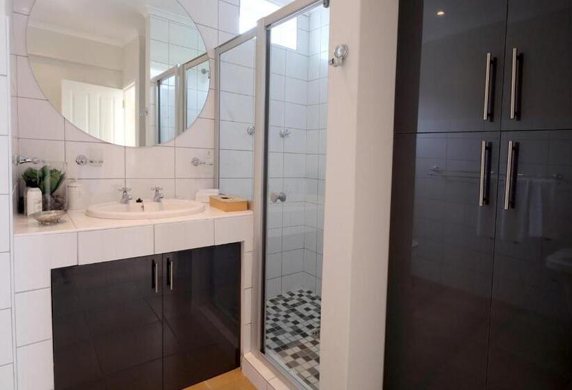 مبيت وإفطار 325onmain