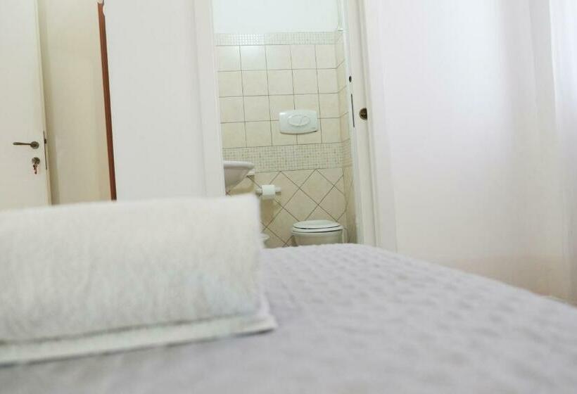Largo Imperiali B&b