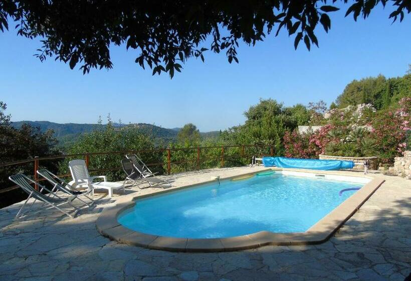 مبيت وإفطار Mas Des Citronniers