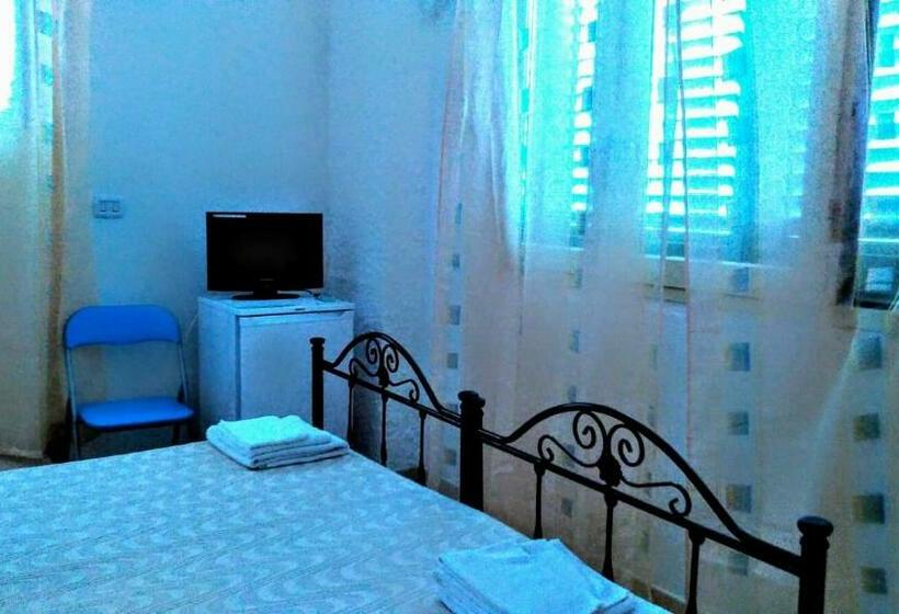 ベッドアンドブレックファースト Ondazzurra