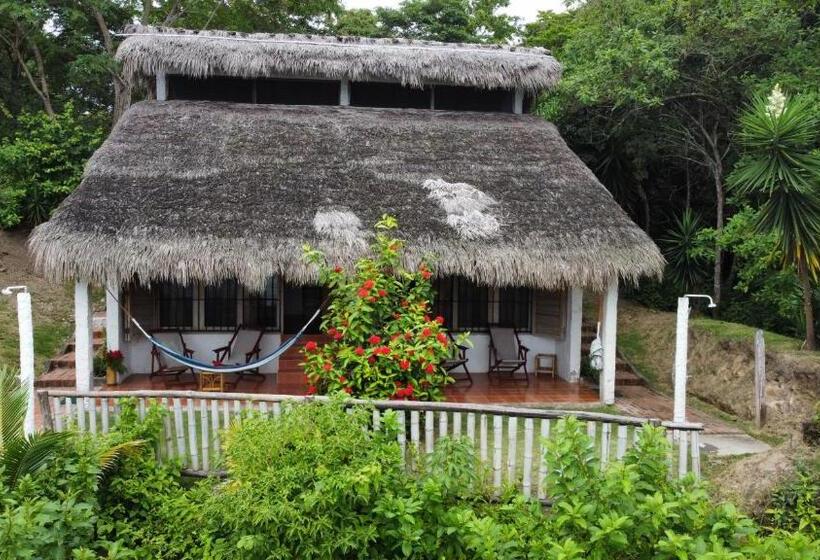 هتل Hosteria Cumilinche