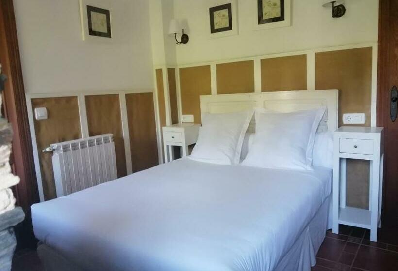 בית מלון כפרי Las Rocas