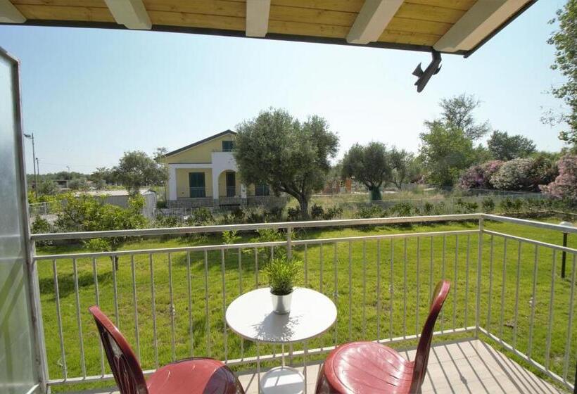 פנסיון Askia Rooms & Breakfast