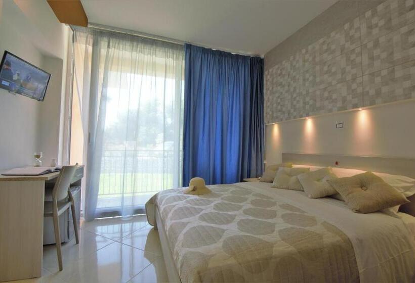 פנסיון Askia Rooms & Breakfast