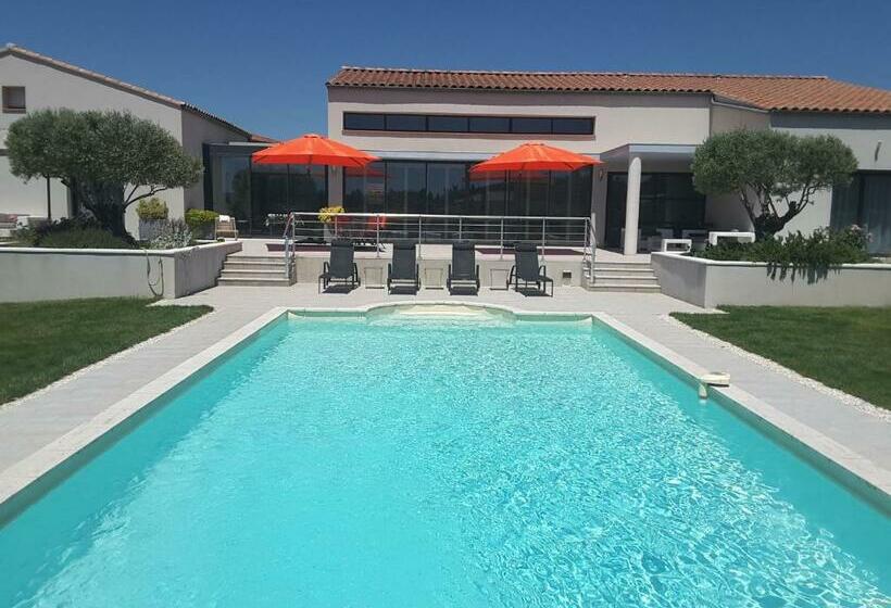 بنسيون Aubade En Luberon