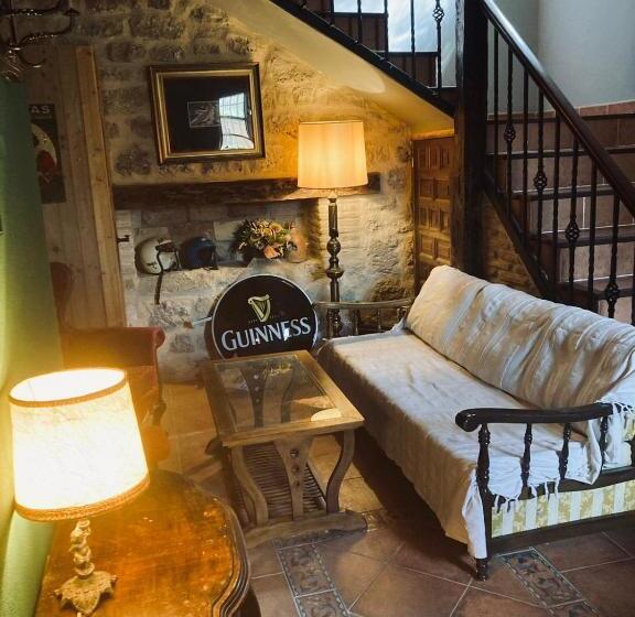 ペンション El Manzano