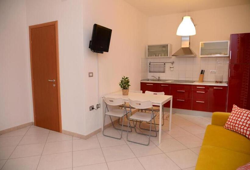 Пансион Jonico Guest House