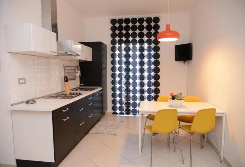 Пансион Jonico Guest House