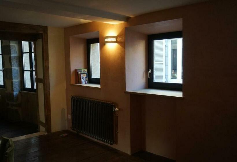 بنسيون L Entresort