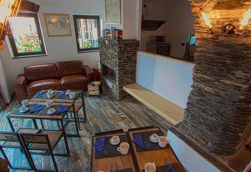 بنسيون Oltremare Guest House