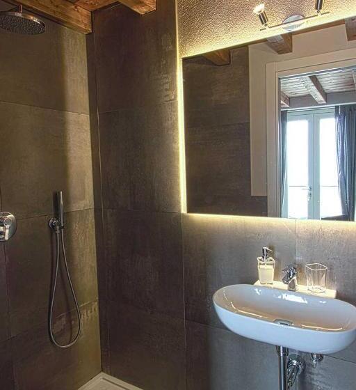 بنسيون Oltremare Guest House