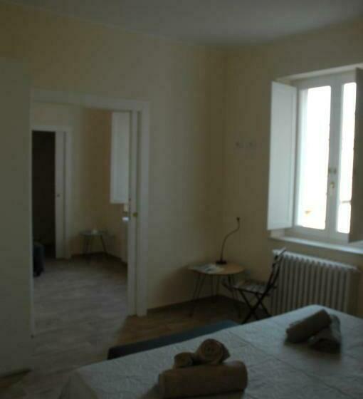 פנסיון Via Barocci 34