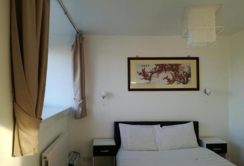 Ardenlea House Hotel B&b