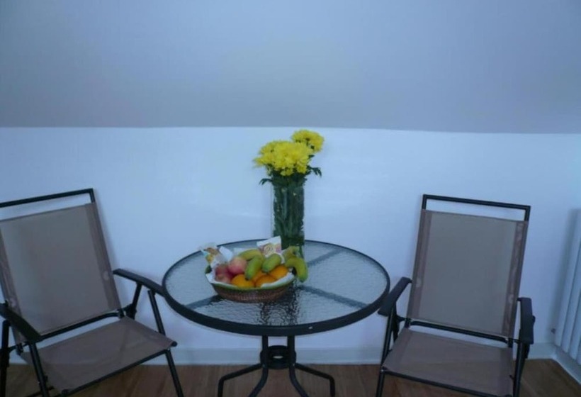 Ardenlea House Hotel B&b