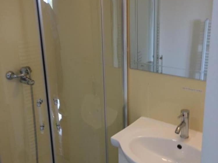 Ardenlea House Hotel B&b