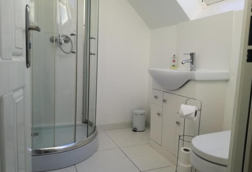 Ardenlea House Hotel B&b