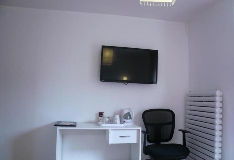 Ardenlea House Hotel B&b