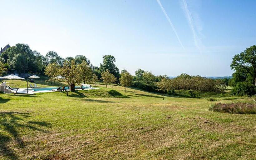 Bed and Breakfast Chambres Et Table D Hôtes La Panacée