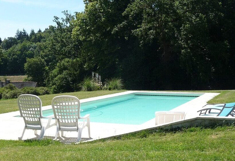 Bed and Breakfast Château De Kervoazec